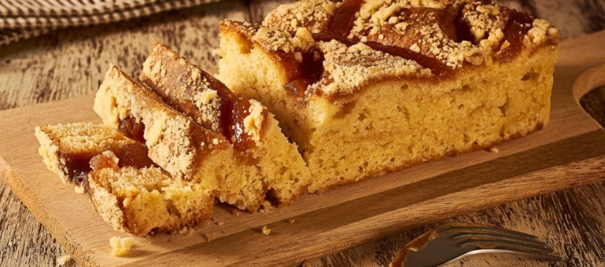 Bolo de banana com canela fácil de fazer